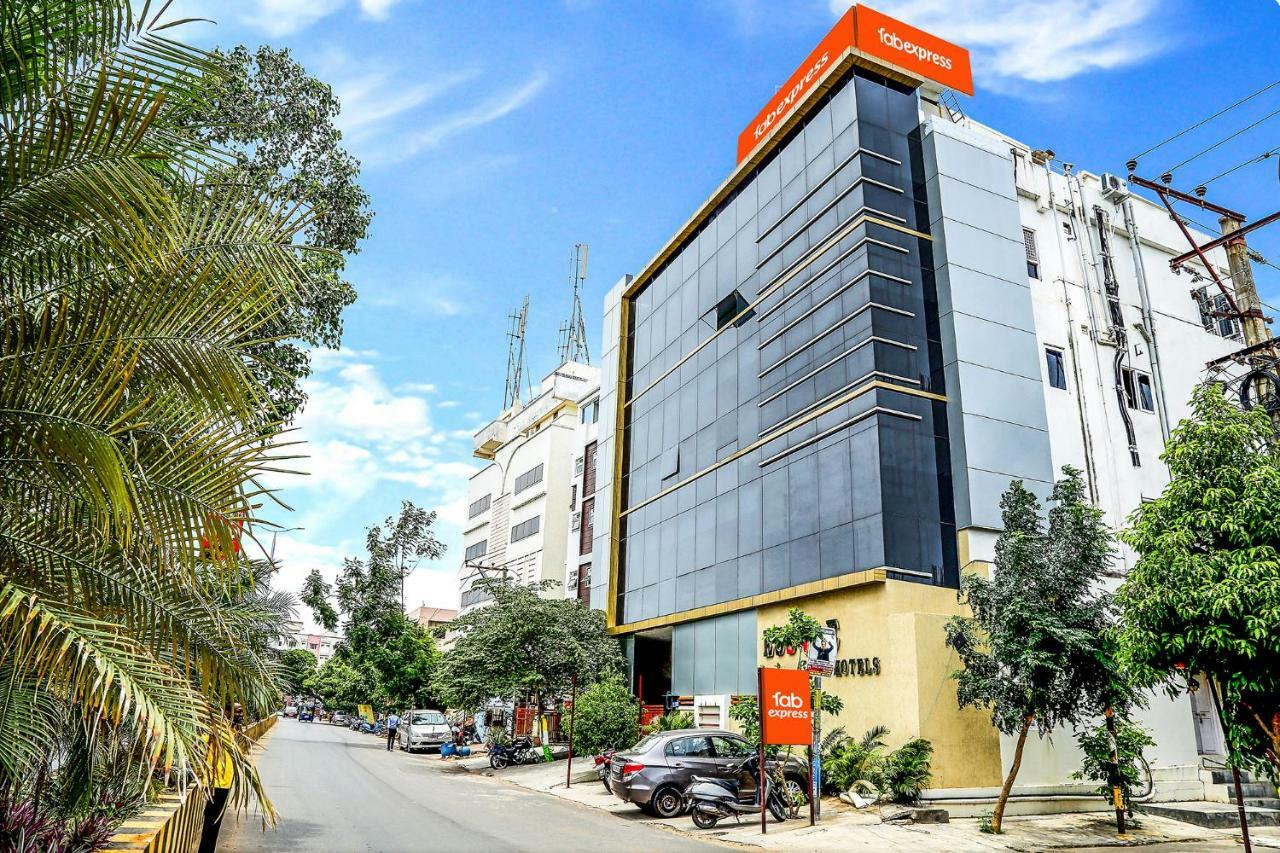 Fabexpress Essvee Mg Road Vijayawada Hotel Exterior foto